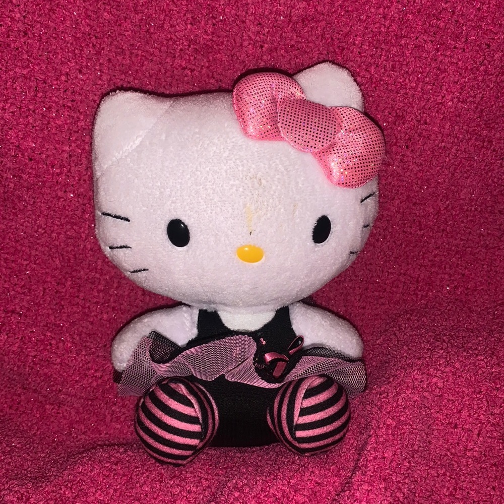 goth hello kitty beanie baby plush